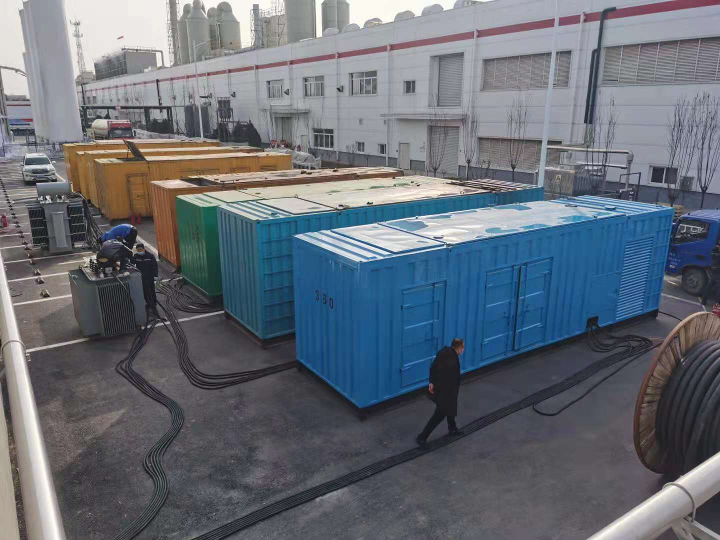 潮南发电机出租-两相发电机与三相发电机有何区别?